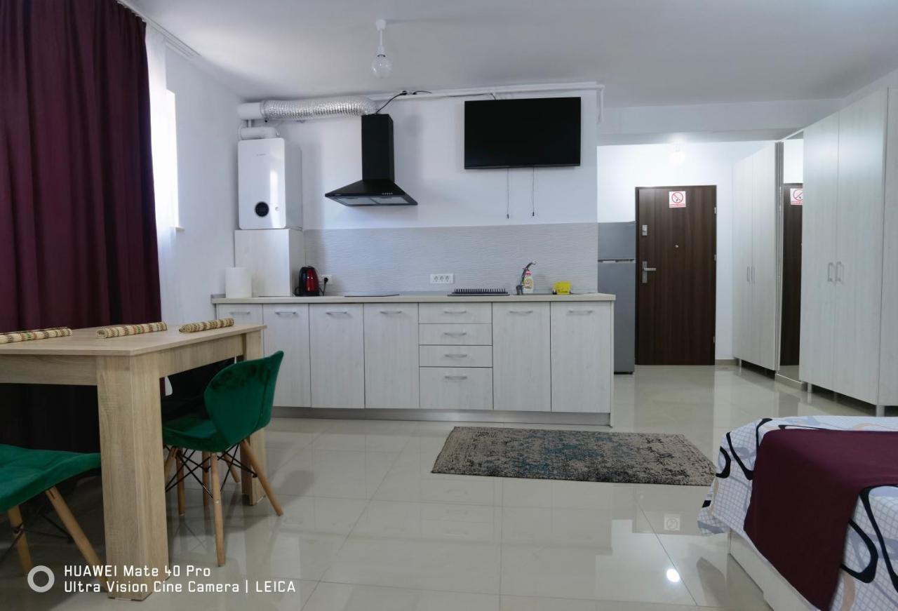 Garsoniera De La Mare Apartment มันกาเลีย ภายนอก รูปภาพ